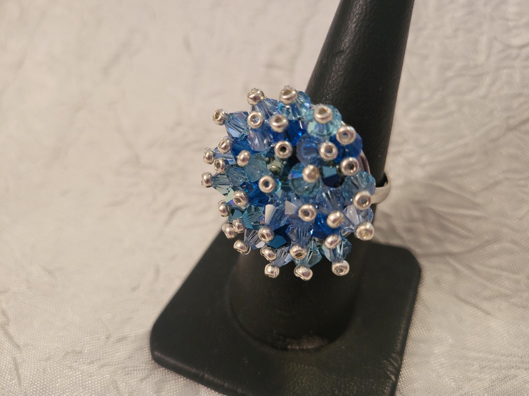 Ringe: Ring aus swarovski perlen blau töne – Neu (gemäss Beschreibung) aus Dietikon von Eleda 1