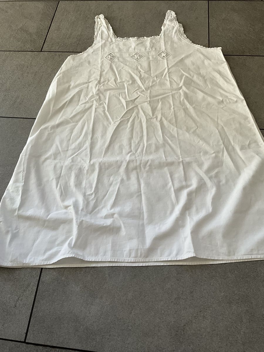 Negligees & Pigiami: 100 jähriges Nachthemd – Nuovo (secondo la descrizione) da möhlin venduto da Suter1234 1