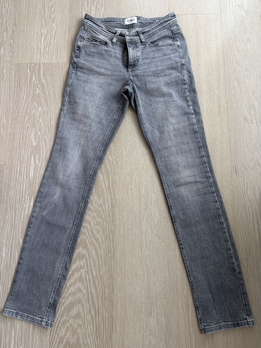 Cambio Jeans: CAMBIO Parla 36 – Usato da Zug venduto da CoSt