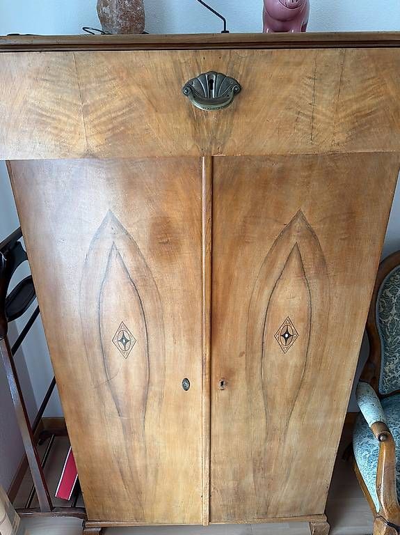 Armadi: Magnifique armoire ronce de noyer  – Usato da Preverenges venduto da mih_vqg5 3