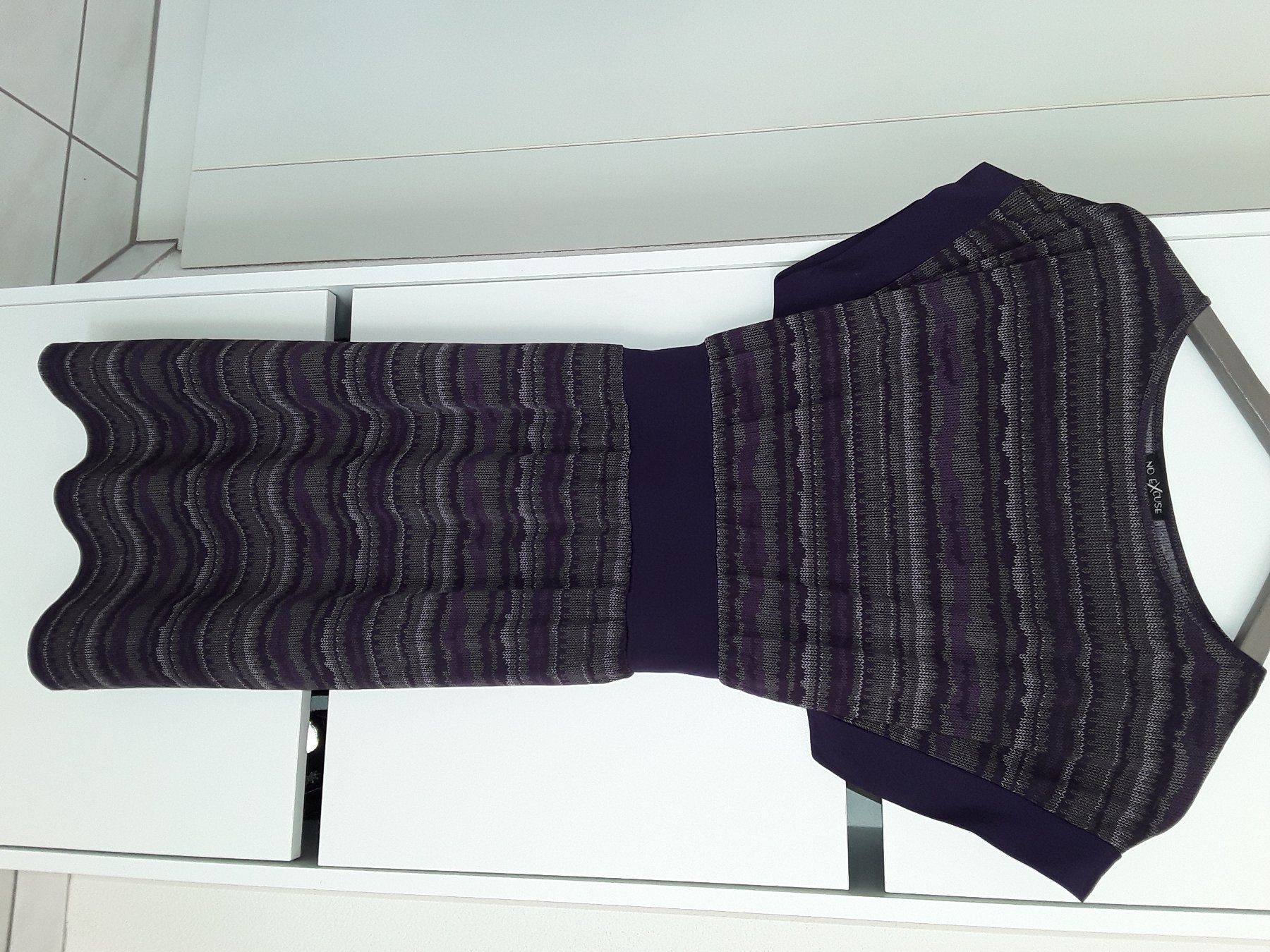 Kleider: Kleid Grösse 36 No Excuse – Gebraucht aus Heimberg von Samprof 3