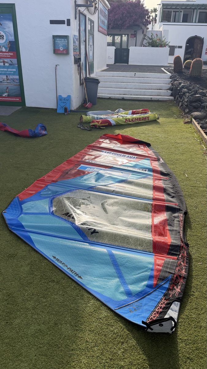 Surfen: Like New Alchemy Windsurf Sail 6.2m2 – Gebraucht aus Zürich von tim_v2vt 2