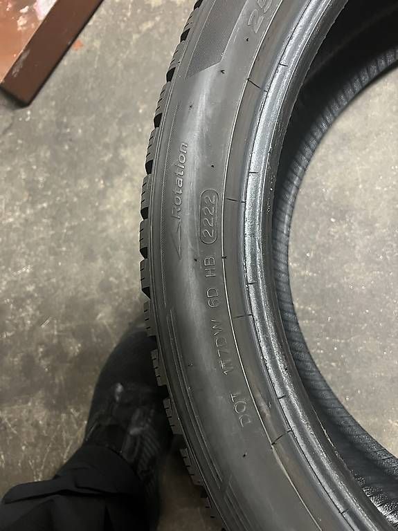 Sonstiges Schreiben & Zeichnen: 255/40 R20 – Gebraucht aus Flums von alf_gm86 2