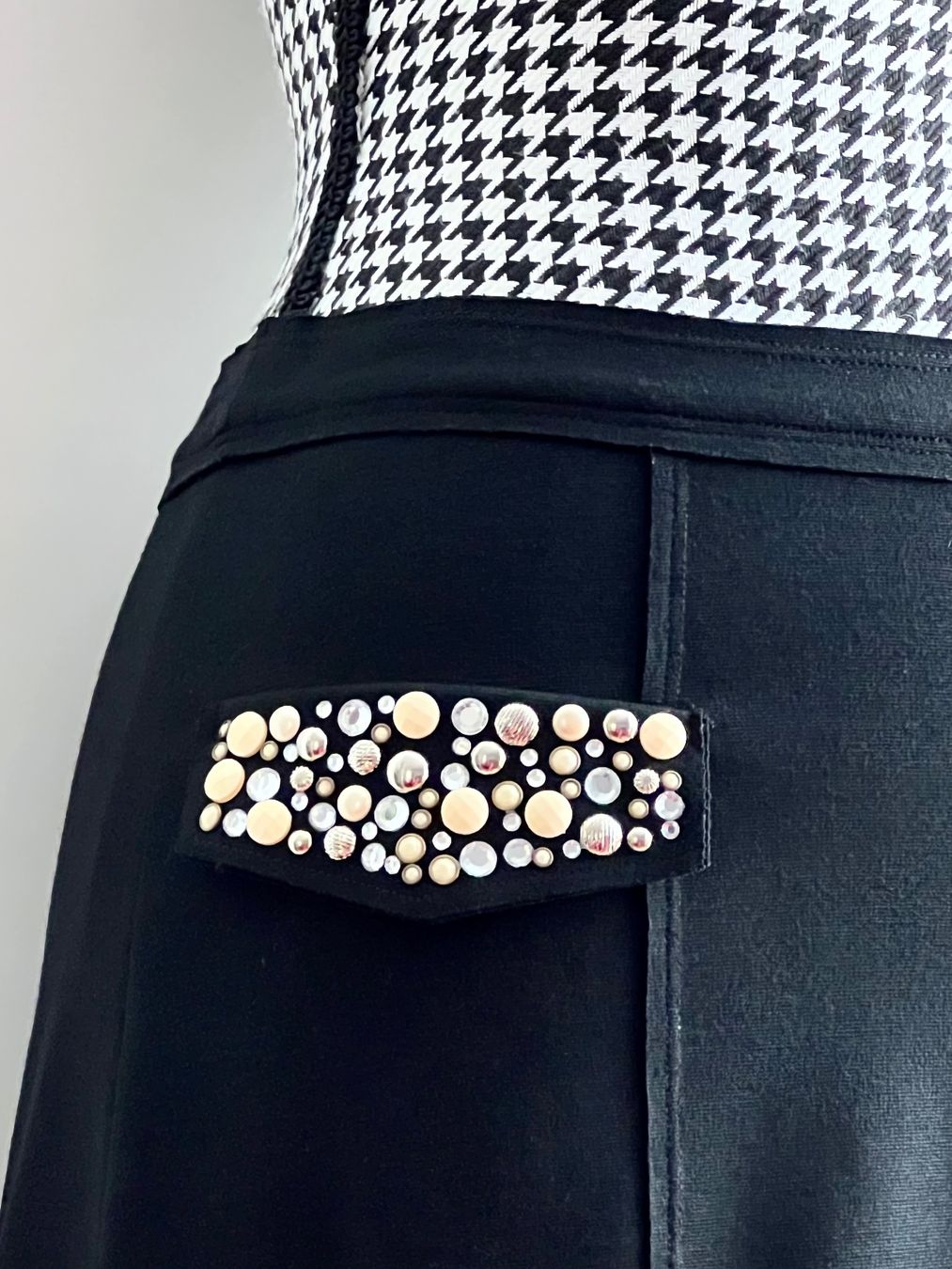 Moschino Röcke: Love Moschino Jupe, Grösse 34 – Gebraucht aus Bergdietikon von pinkerton13 6