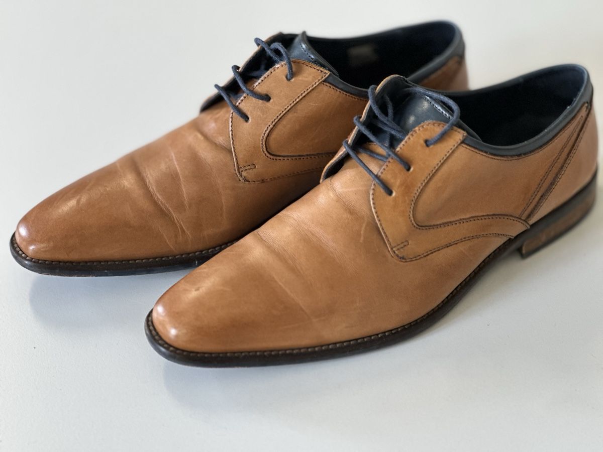 Chaussures hommes: Herren Schuhe Leder cognac Grösse 42  – D'occasion à Lostorf par Rebuli 1