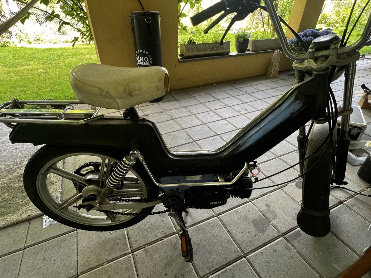 Yamaha Ciclomotori: Mofa Yamaha, Minarelli V1 Motor – Difettoso da Langnau i. E. venduto da Keramika12 1