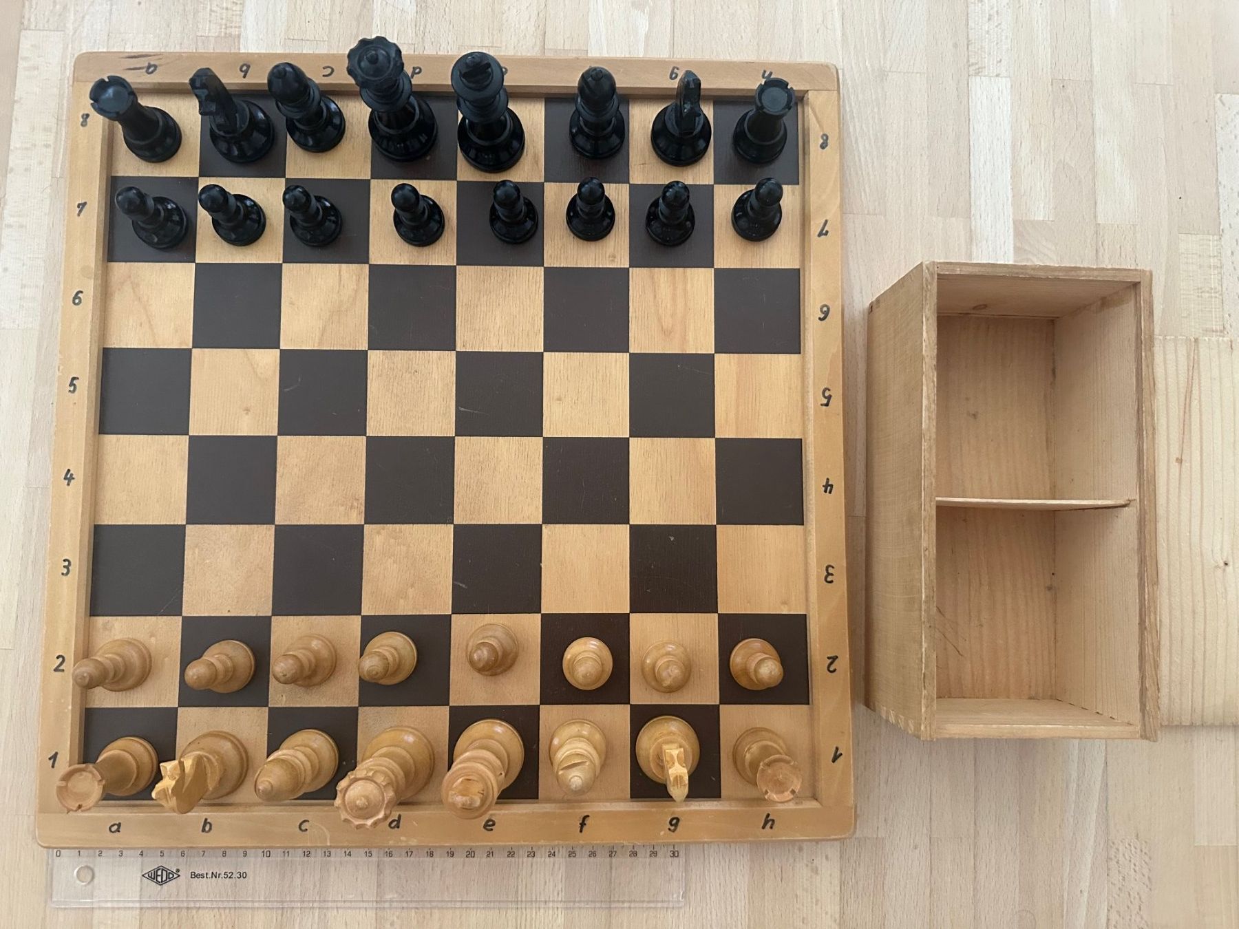 Giochi: Schach aus Holz – Usato da Nussbaumen AG venduto da Pika-Shop 1