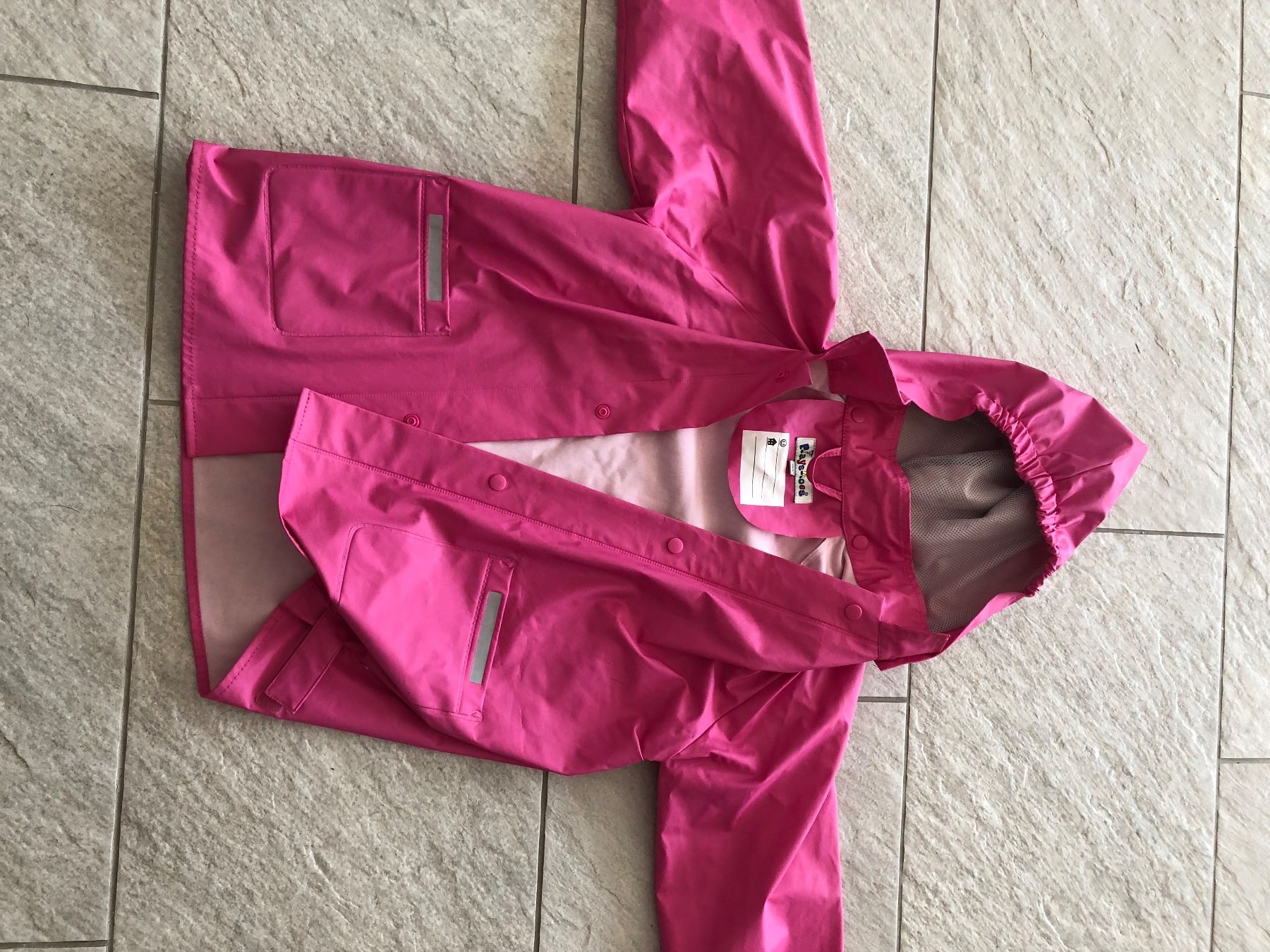 Giacche & Cappotti: Regenjacke Größe 104 – Usato da Adliswil venduto da rossoelmare 1