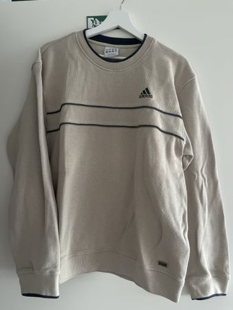 Adidas Sweater