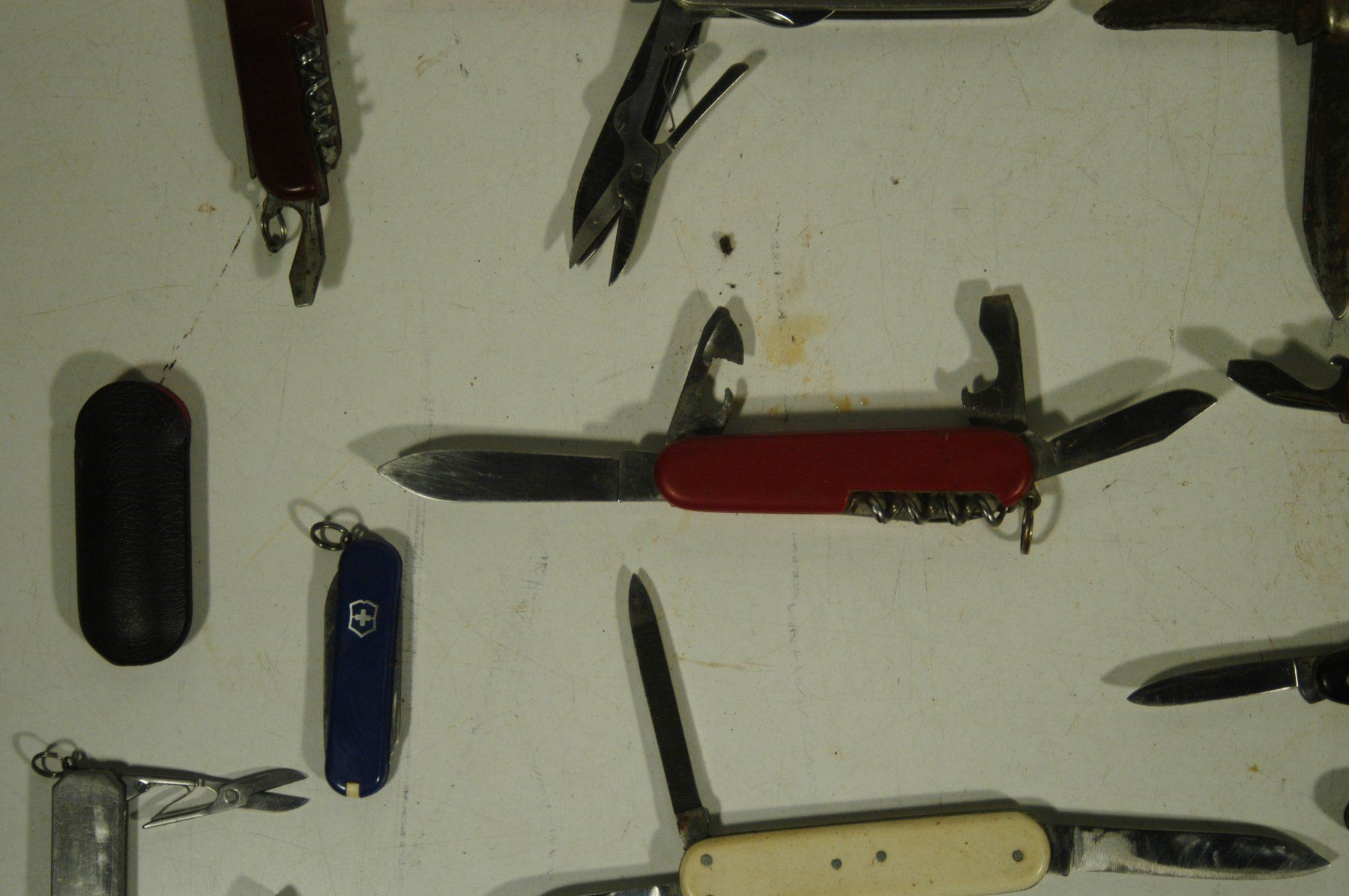 Taschenmesser: Taschenmesser Diverse – Gebraucht aus Herisau von Wisen 2