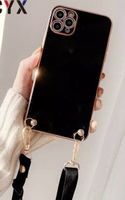 Handykette iphone 13 black-goldig