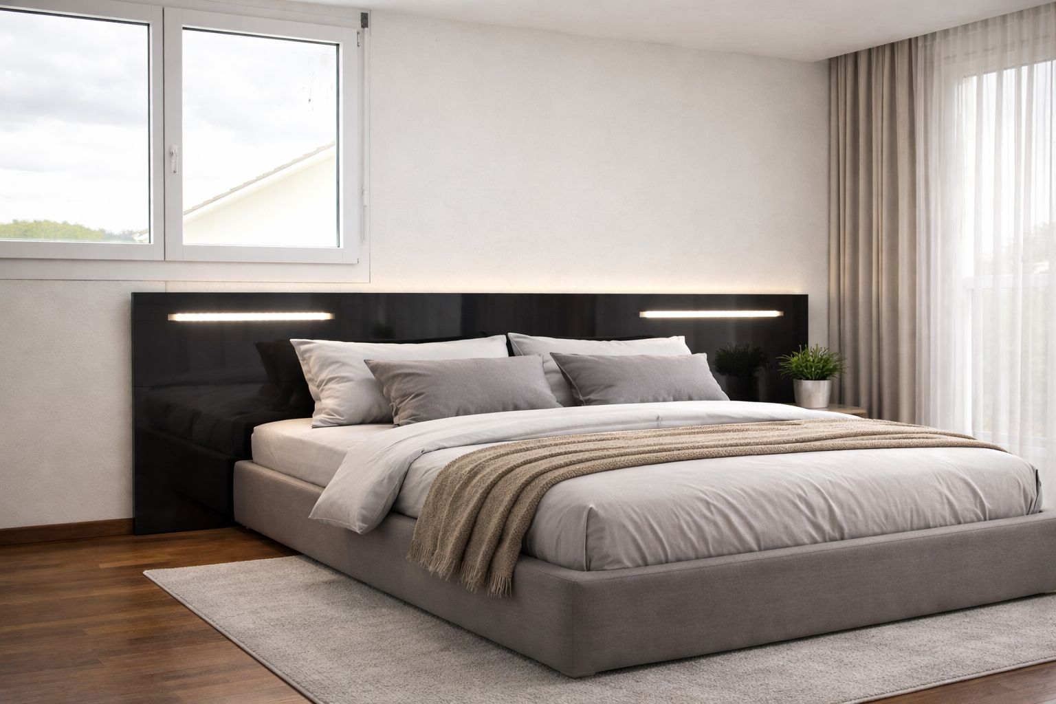 Letti: LED-Bettkopfteil | Hochglanz Anthrazit | 250 cm breit – Usato da Morschach venduto da ClKi04