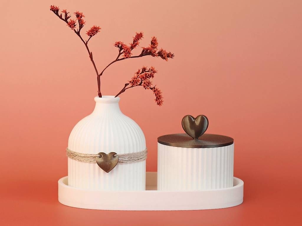 Vasen & Gefässe: Ensemble Rangement Élégant  Vase Blanc & Plateau Bijoux – Gebraucht aus Le Landeron von Alpira3D 4