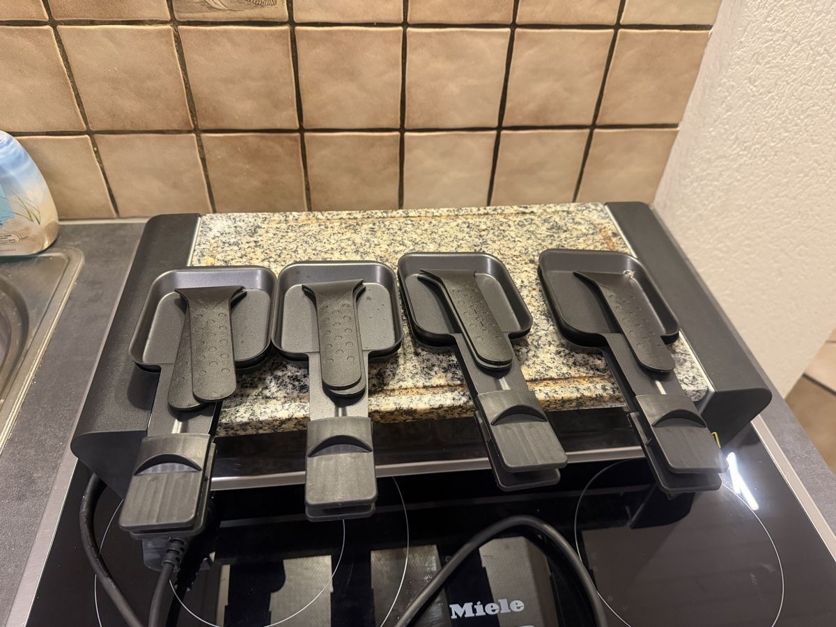 Komplettküchen: Appareil à raclette – Gebraucht aus Corcelles NE von mic_262j 1