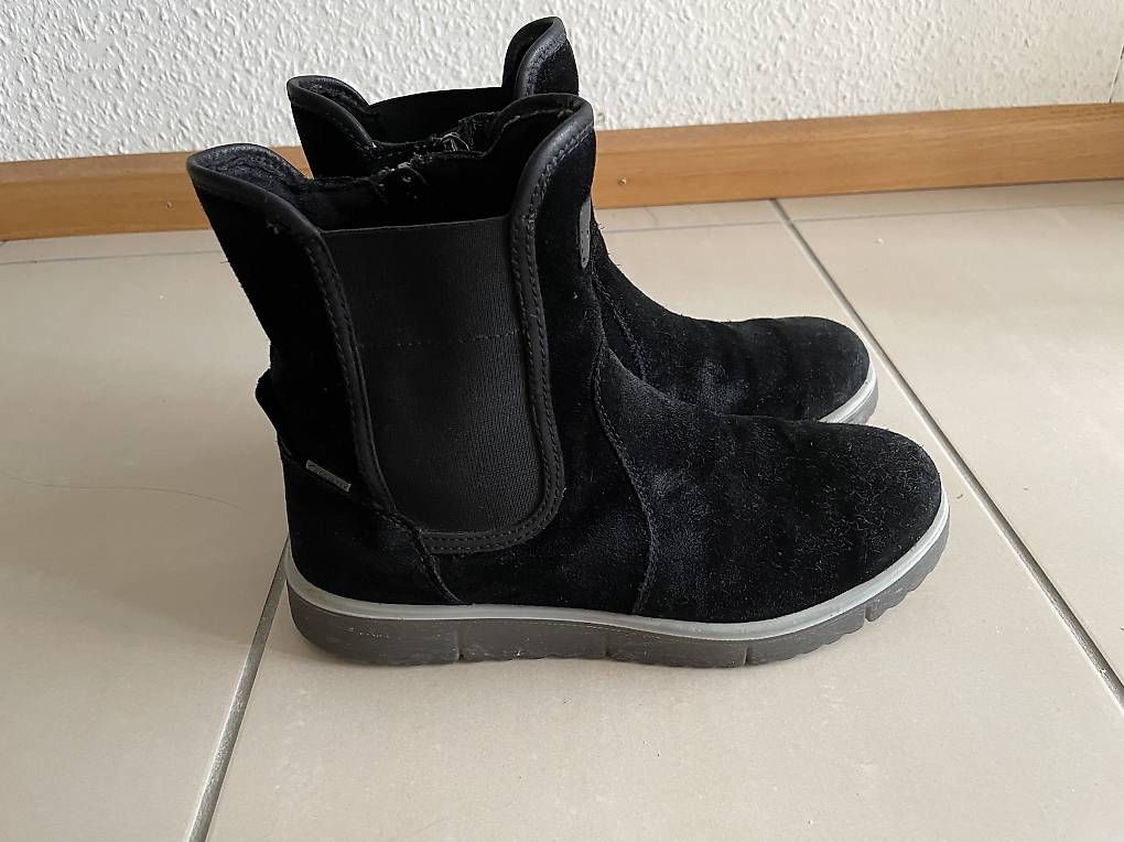 Superfit Schuhe für Mädchen: Superfit Stiefel – Gebraucht aus Liestal von esi79