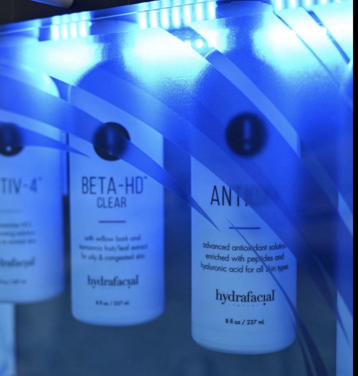 Lettini & sedie per cosmetici: Hydrafacial Elite Tower – Nuovo (secondo la descrizione) da Meggen venduto da Orange_Black 3