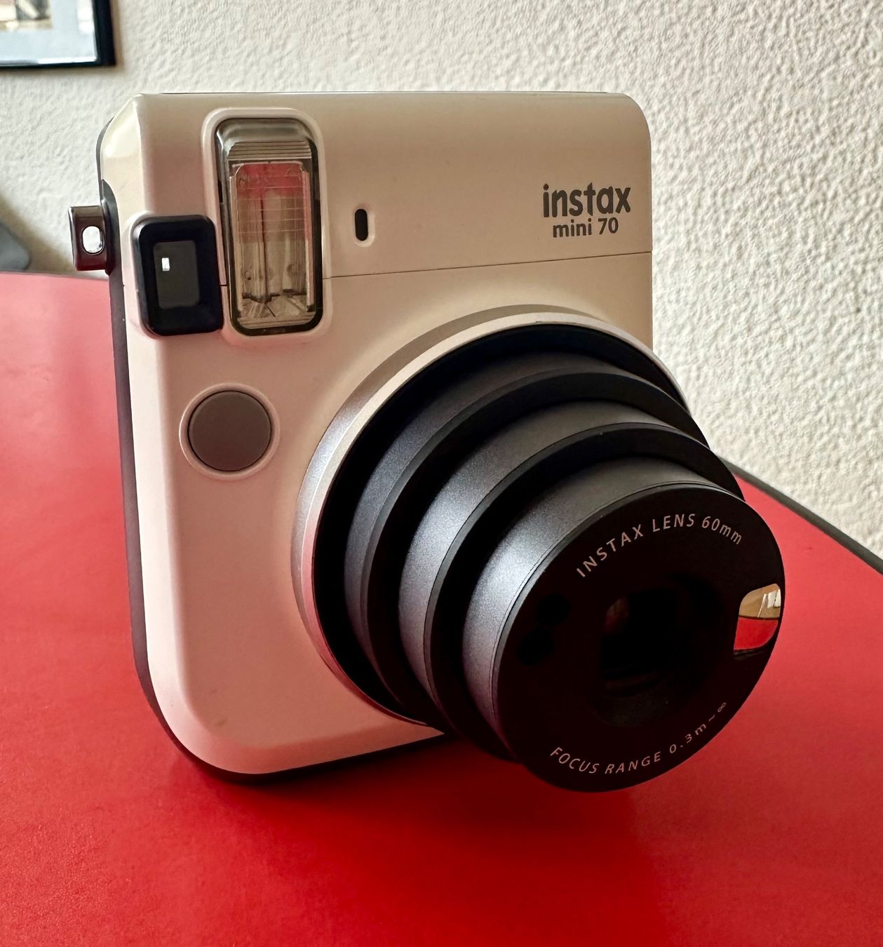 Fujifilm Fotocamera: INSTAX MINI 70 Sofortbildkamera inklusive Batterien – Usato da Zürich venduto da EYEBOOKS 1