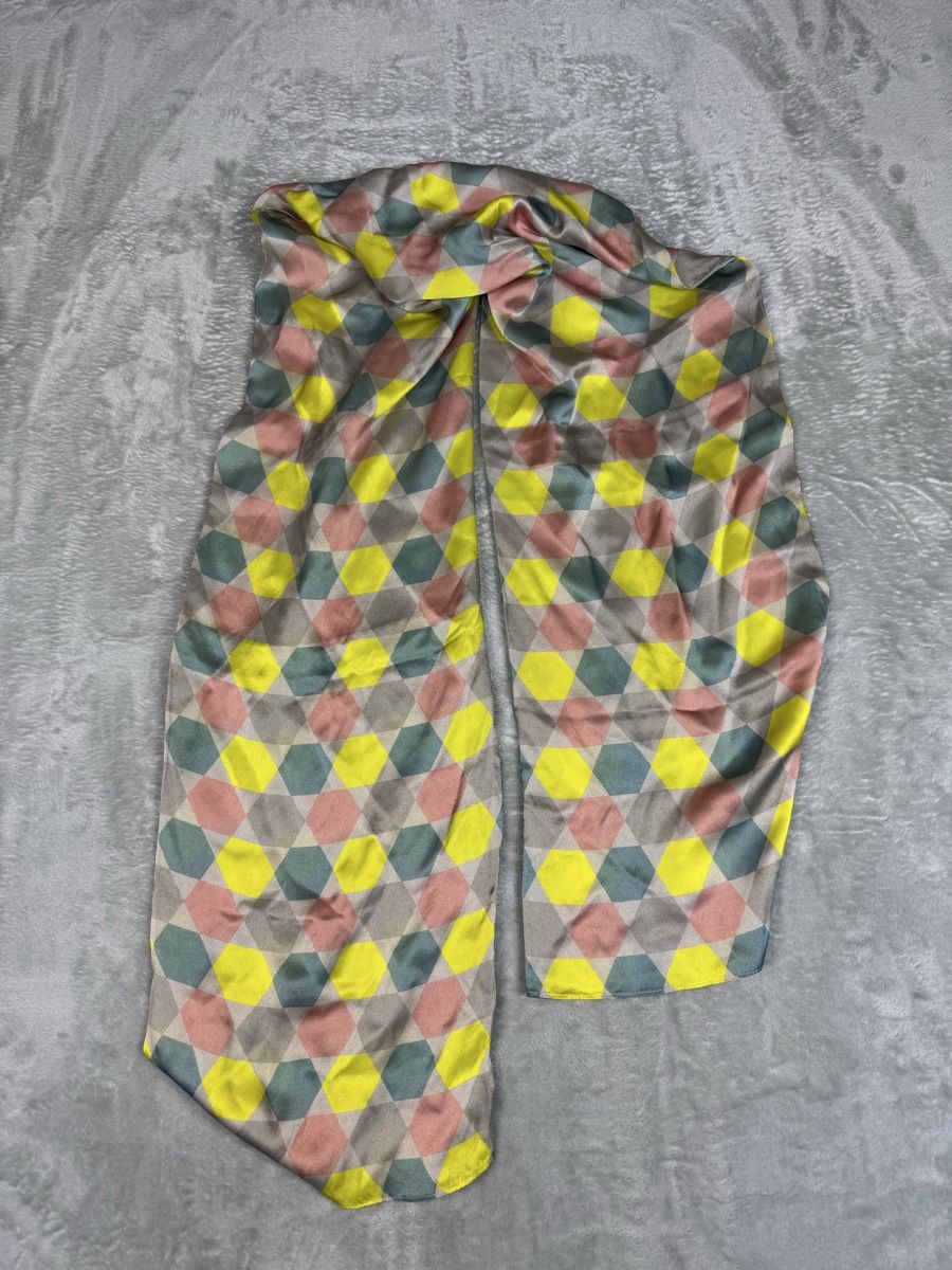 Foulard & Sciarpe: Seidenschal Fräulein Rosarot – Usato da Niederlenz venduto da Tanja-S