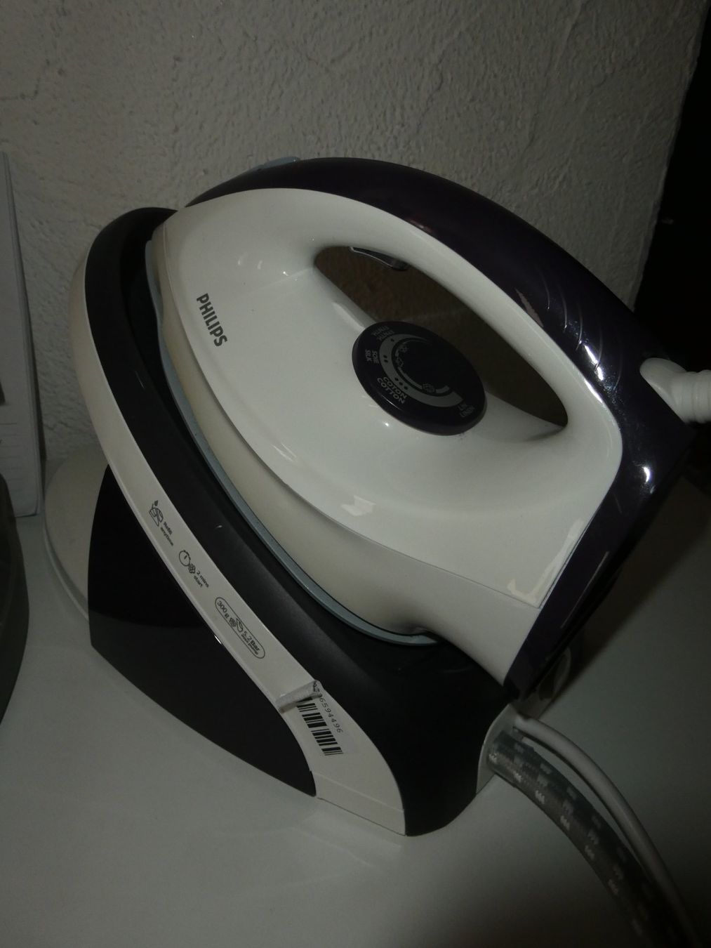 Philips Bügeleisen: Philips Bügeleisen PerfectCare – Defekt aus Mels von KOSL 1