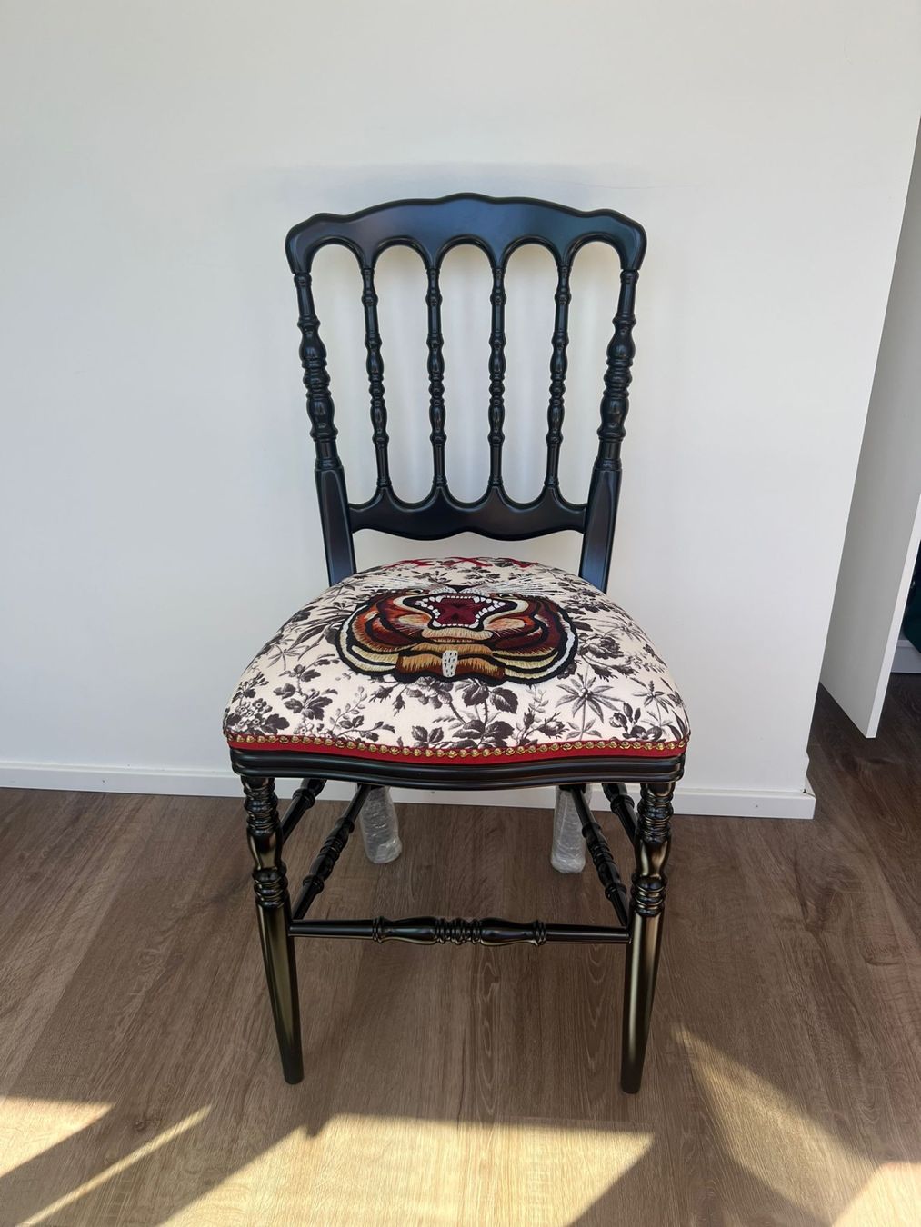Gucci Stühle: Gucci chair – Gebraucht aus Zürich von MagicStuff007 3