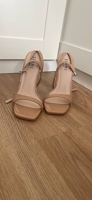 Scarpe da donna: High Heels in Grösse 39 – Usato da Abtwil SG venduto da Allyv