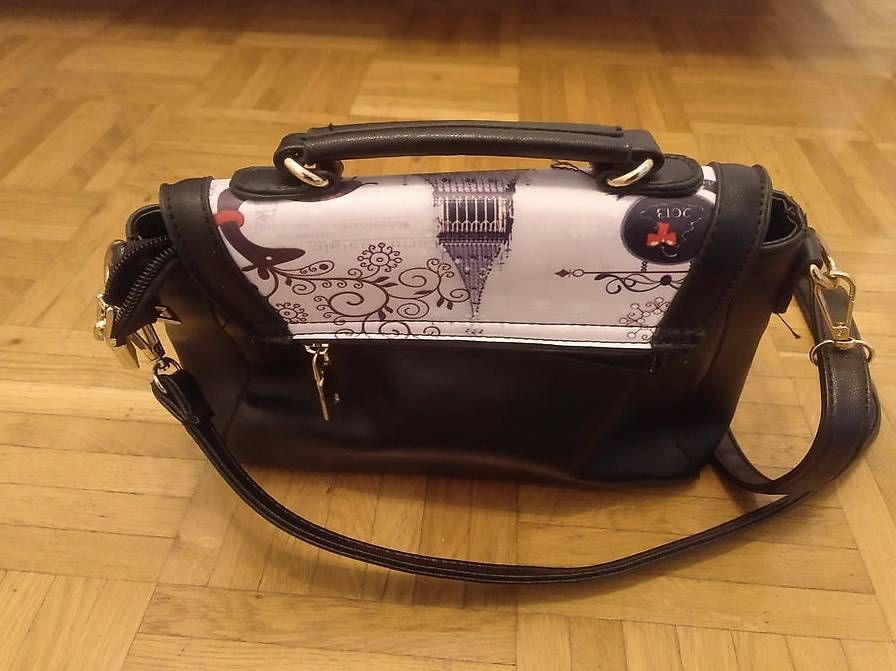 Borse da donna: Umhängetasche – Usato da Samedan venduto da t_p_8nvs 3