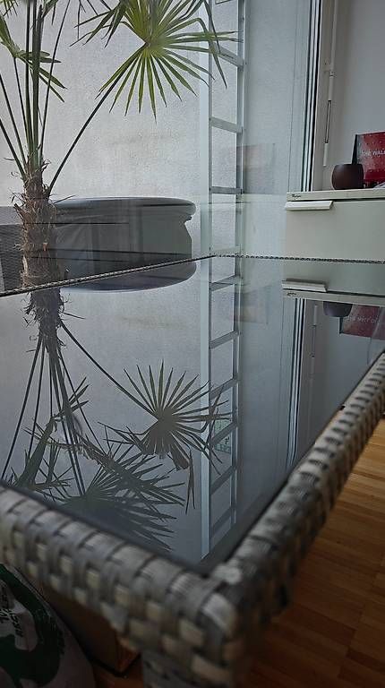 Tische: Gartentisch aus Polyrattan mit Glasplatte – Gebraucht aus Solothurn von bor_k2fm 2