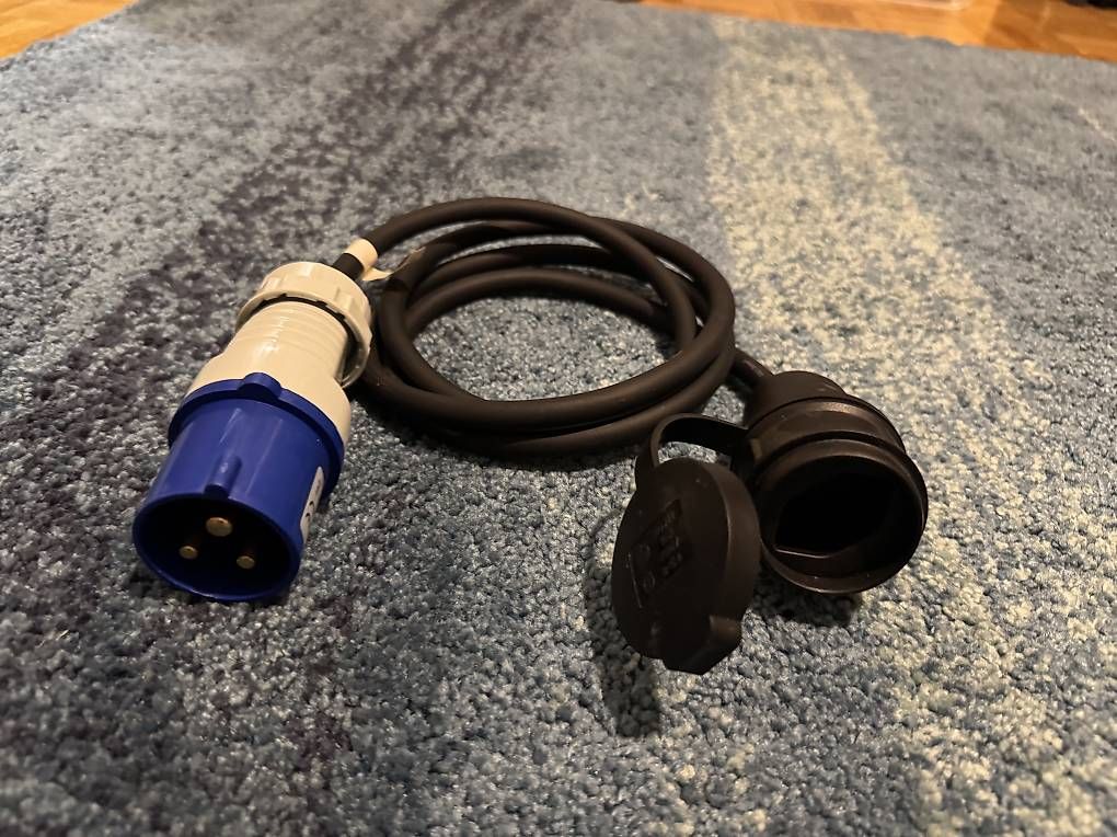 Veicoli da campeggio: Vendo cavo campeggio – Usato da Novaggio venduto da ale_hz85