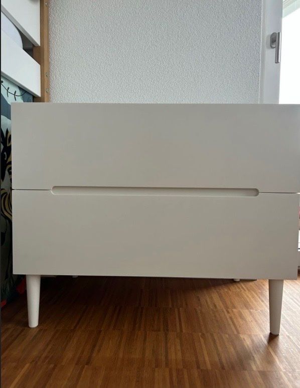 Ikea Cassettiere: Ikea Beistelltisch – Usato da Obfelden venduto da kev_895h