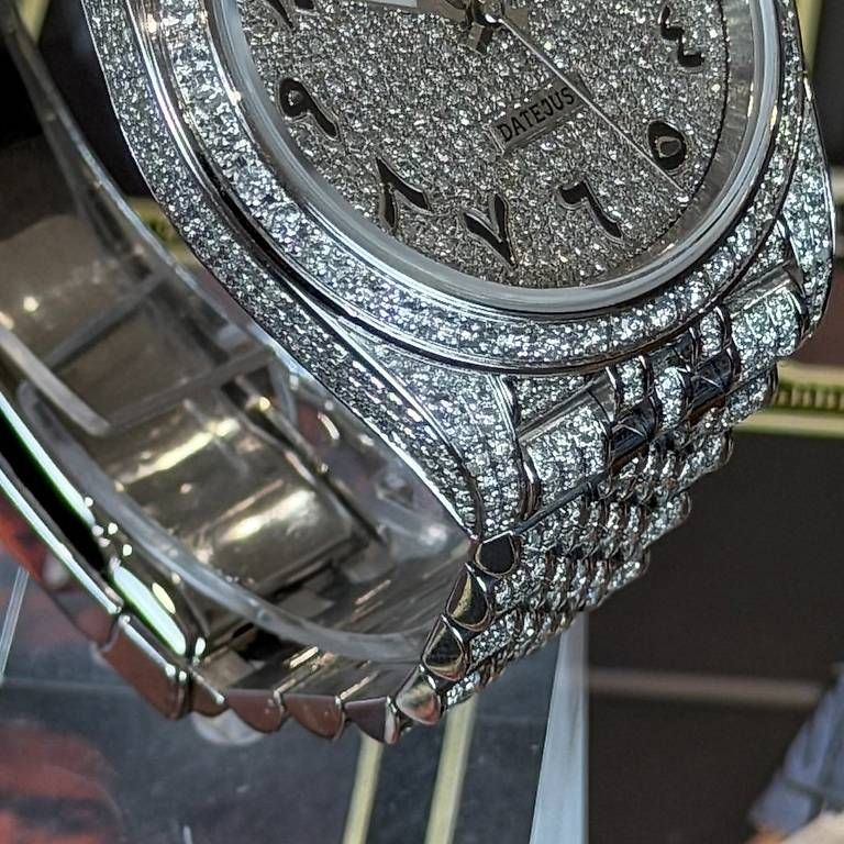 Orologi: Rolex Datejust 41mm Custom "Arabic" 126300 – Usato da Genève venduto da minty.watches 6