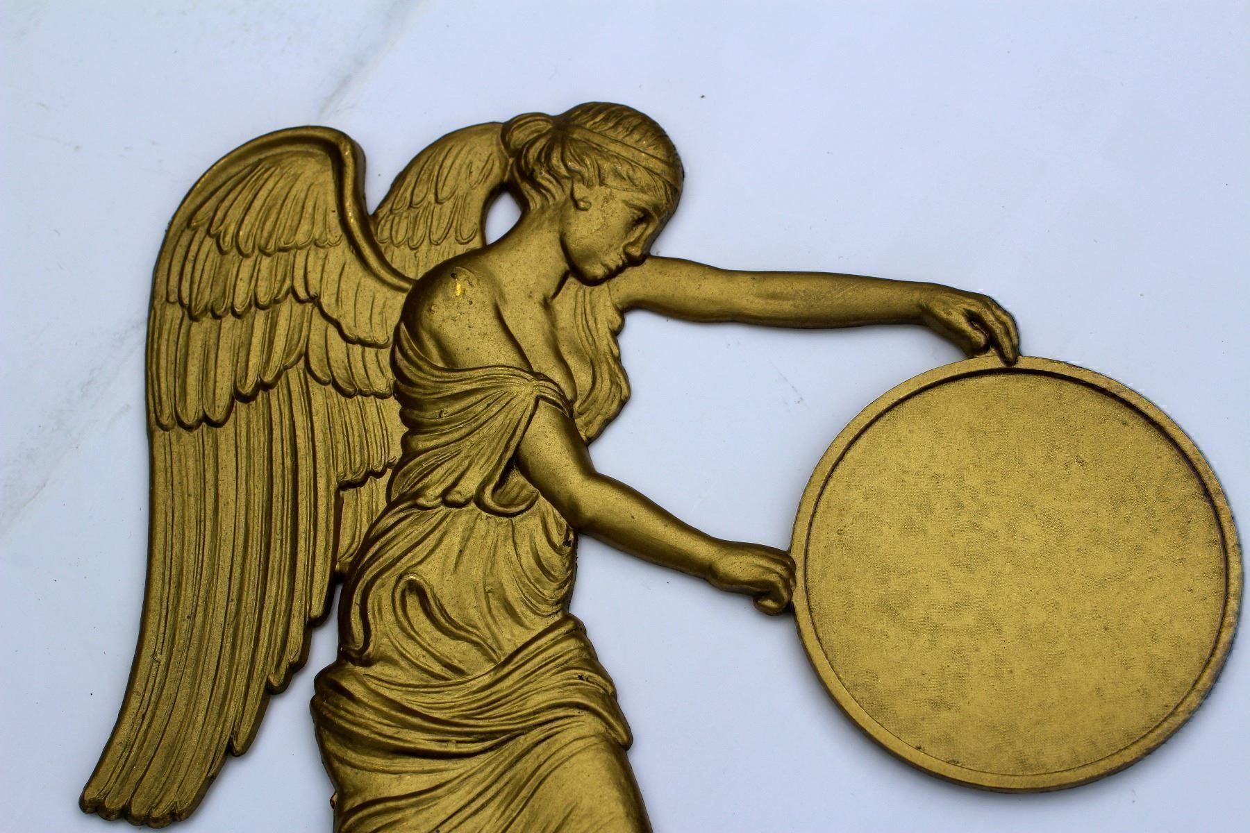 Figuren: Engel-Figur in Metall – Neu (gemäss Beschreibung) aus Altstätten SG von alpalfa