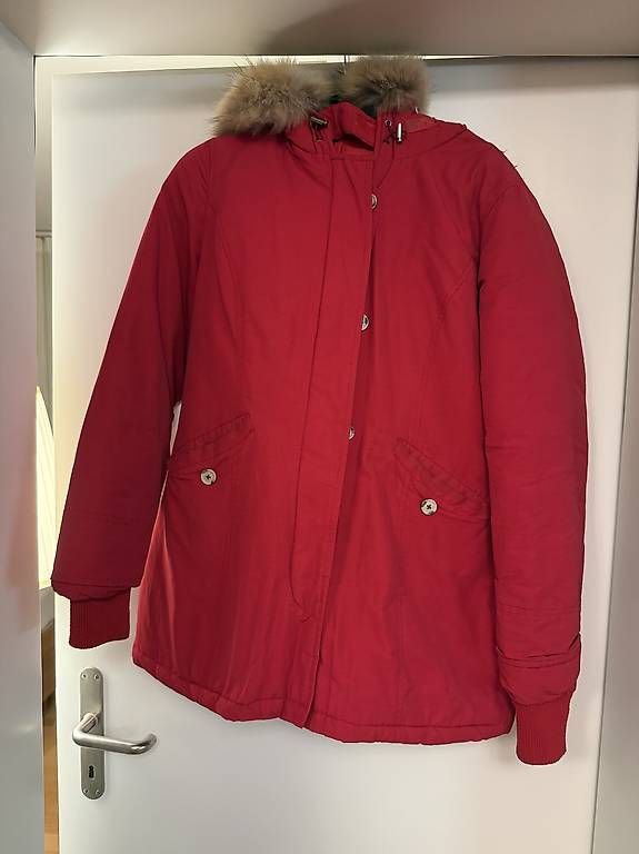 Giacche: Sehr warme Winterjacke mit Echtfell – Usato da St. Gallen venduto da ane_9zfy 1
