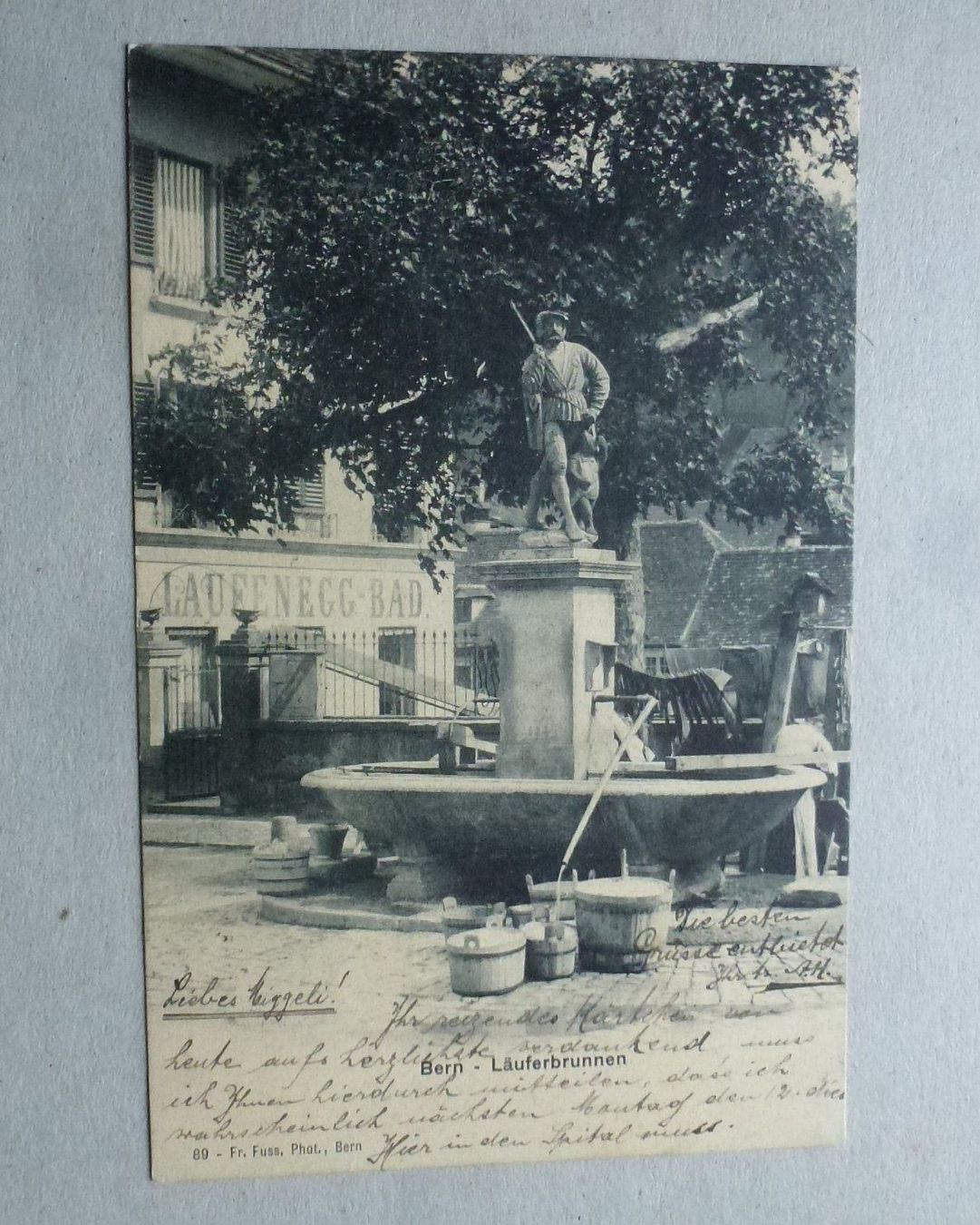 Cartoline postali: AK Bern Läuferbrunnen gestempelt 1906 – Usato da Walkringen venduto da Casablanca777