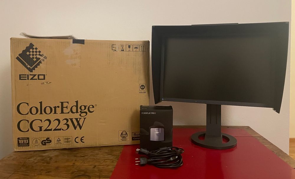 Eizo Color Edge CG223W mit I1 Display Pro Kaufen auf Ricardo