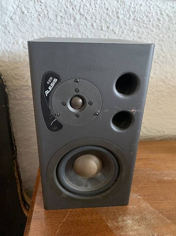 Haut-parleurs: Studiomonitore Alesis m1 Active – D'occasion à Biel/Bienne par noe_k767