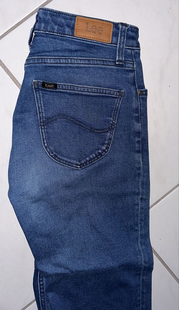 Lee Jeans: LEE JEANS GR. 25 neuwertig – Neu (gemäss Beschreibung) aus Unteraegeri von MH203 4