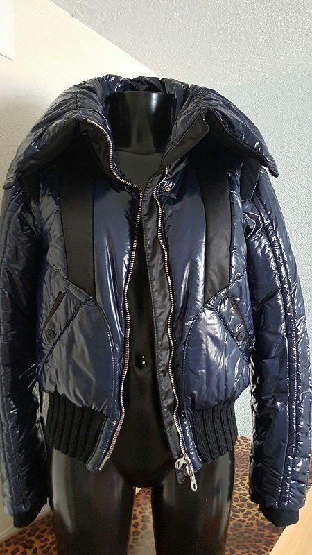 Marc Cain Jacken: exklusive Marc Cain Daunenjacke, extrem warm – Neu (gemäss Beschreibung) aus Widnau von Schurlibua