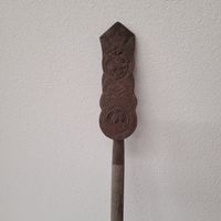 geschnitzter rührstab dekoration