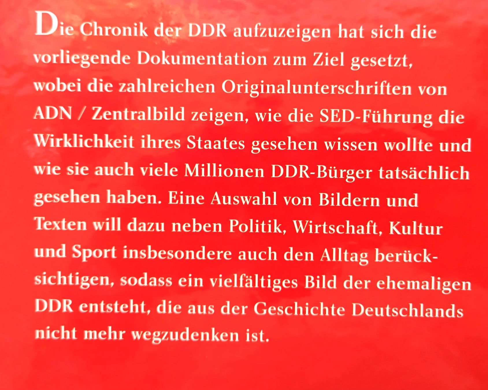 Libri: Die DDR - Eine Chronik Deutscher Geschichte / Buch 2003 – Usato da Bellach venduto da JingleJerry 9