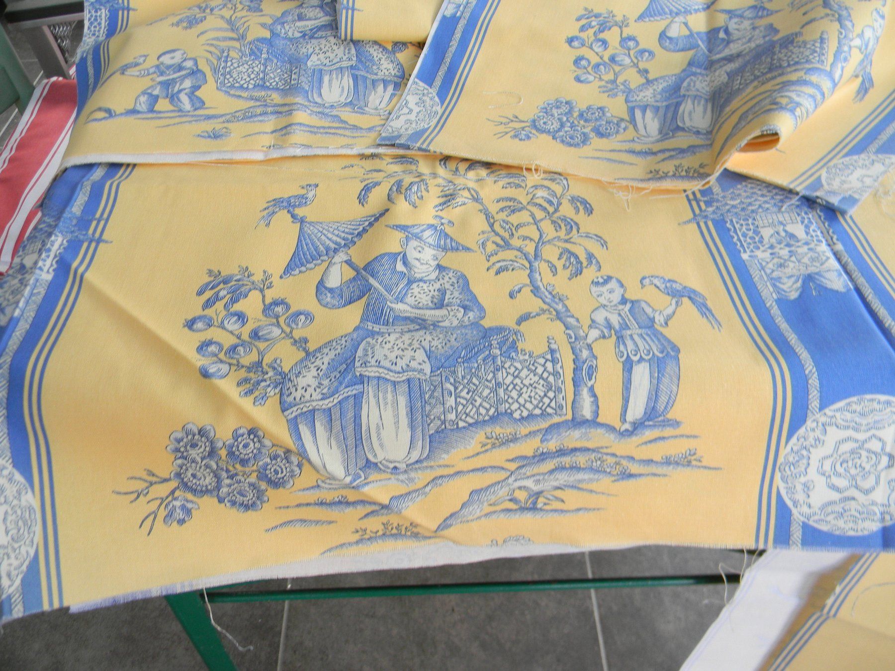 Stoffe: grandes chutes de toile de coton – Neu und originalverpackt aus Bournens von monique048 1