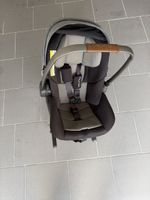 Nuna Babyschale mit Basis grau guter Zustand