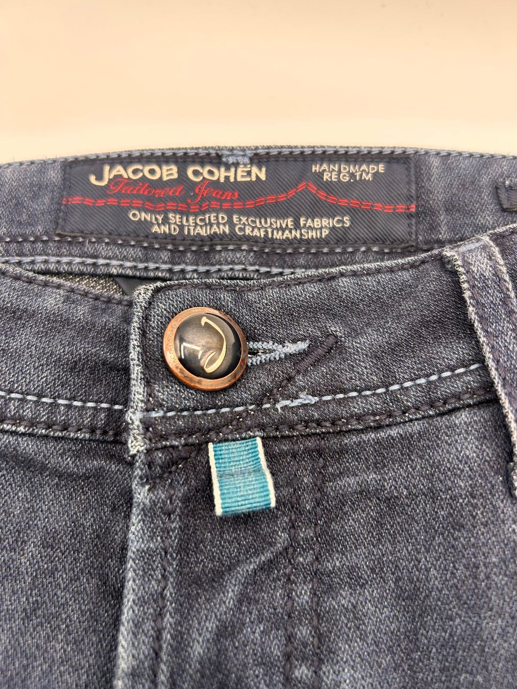 Jacob Cohën Jeans: Jacob Cohen Jeans - Gr. 31 – Gebraucht aus Brüttisellen von ThommyK 2