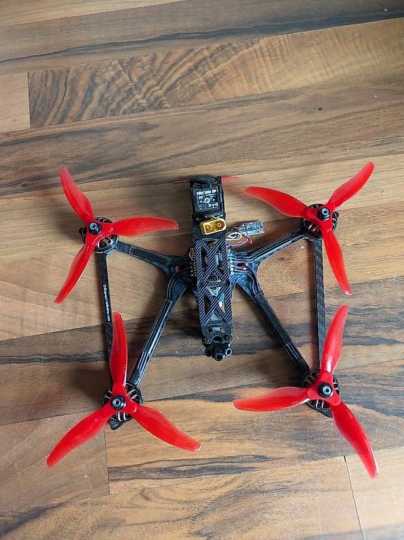 Modellismo RC: Bastel Projekt HGLRC Rekon 5 LR – Usato da Aeschi b. Spiez venduto da fmi_9l9k 2