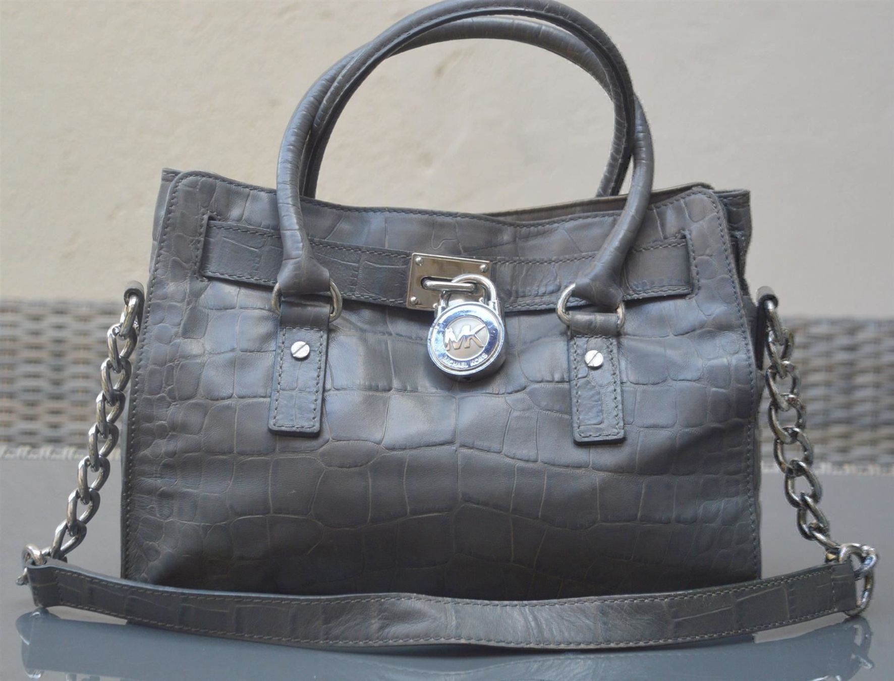 Michael Kors Taschen für Damen: Tasche / Sac Michel Kors Hamilton – Gebraucht aus Collonges von Auganien