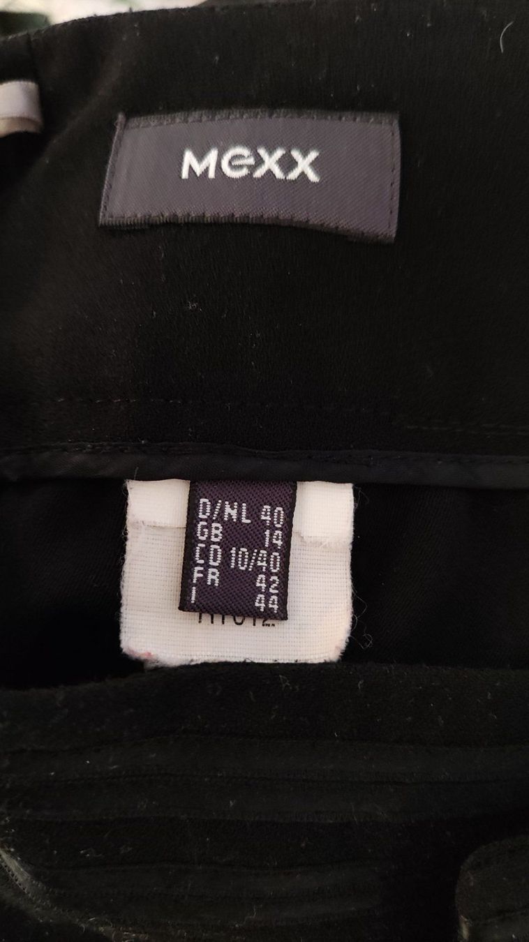 Mexx Pantalons: Pantalon noir Mexx – D'occasion à Orbe par ecilea 1