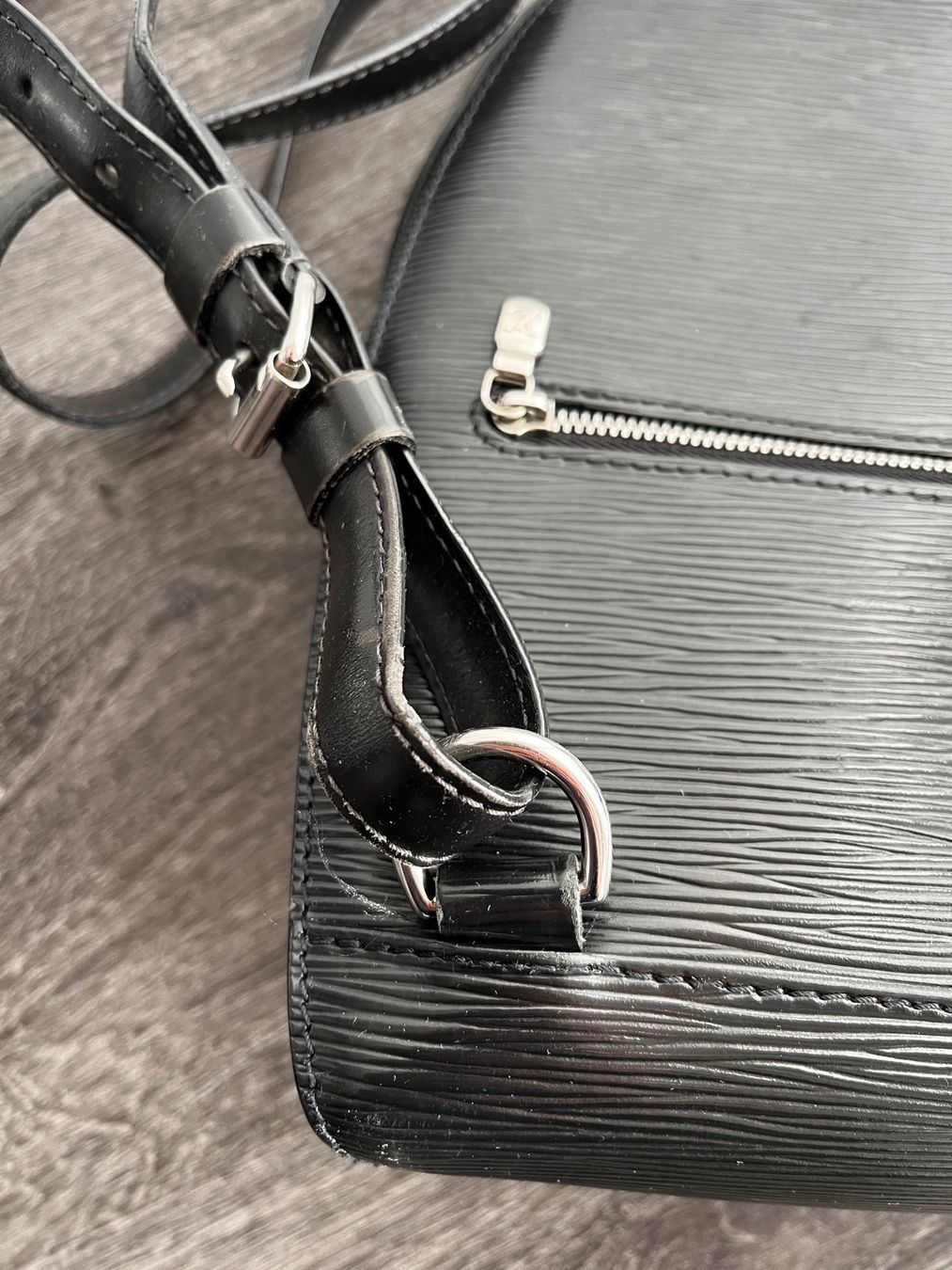 Louis Vuitton Zaini: Louis Vuitton Sac à dos Mabillon en cuir Epi – Usato da La Plaine venduto da Biliblue 9