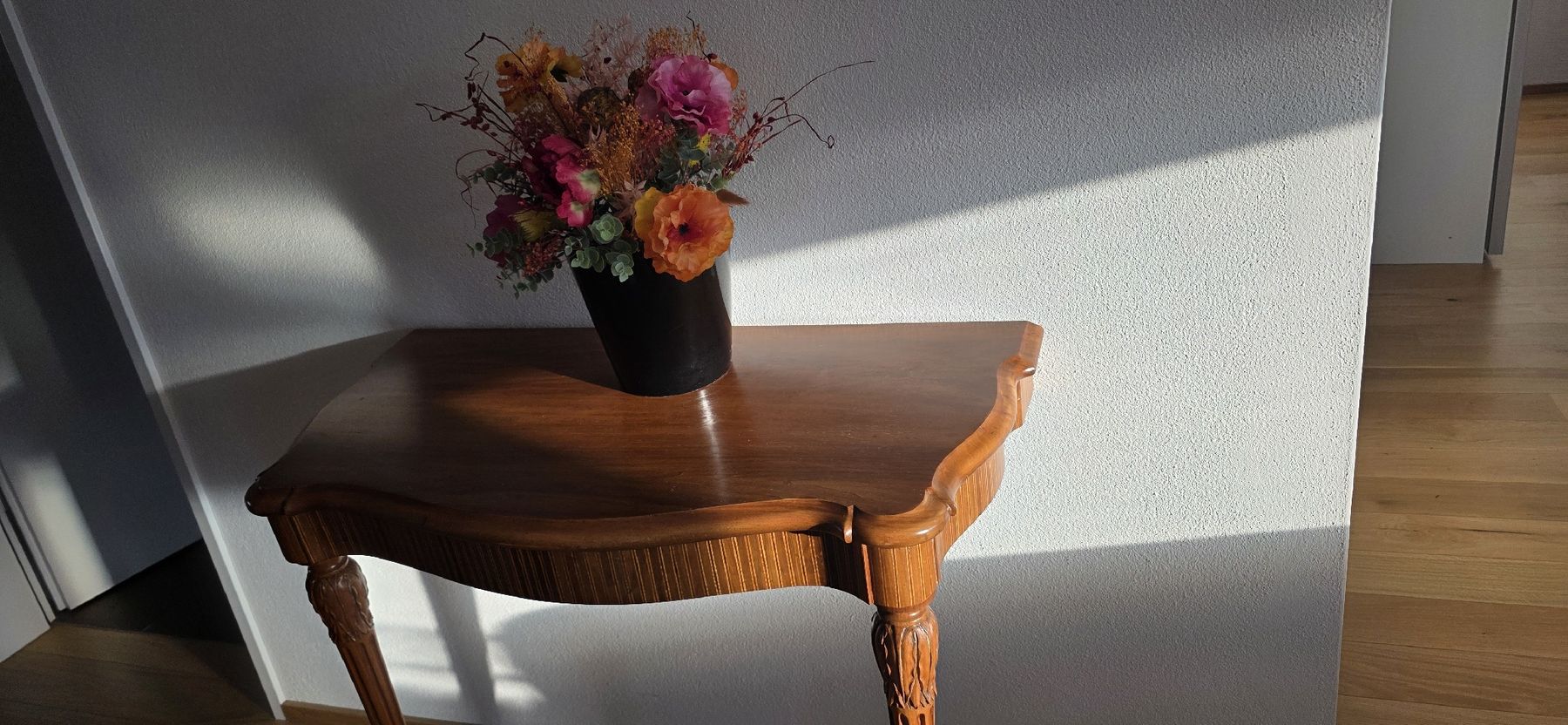 Tavoli: vintage Konsole-Tisch aus Holz – Usato da Lichtensteig venduto da isa_76mj 1