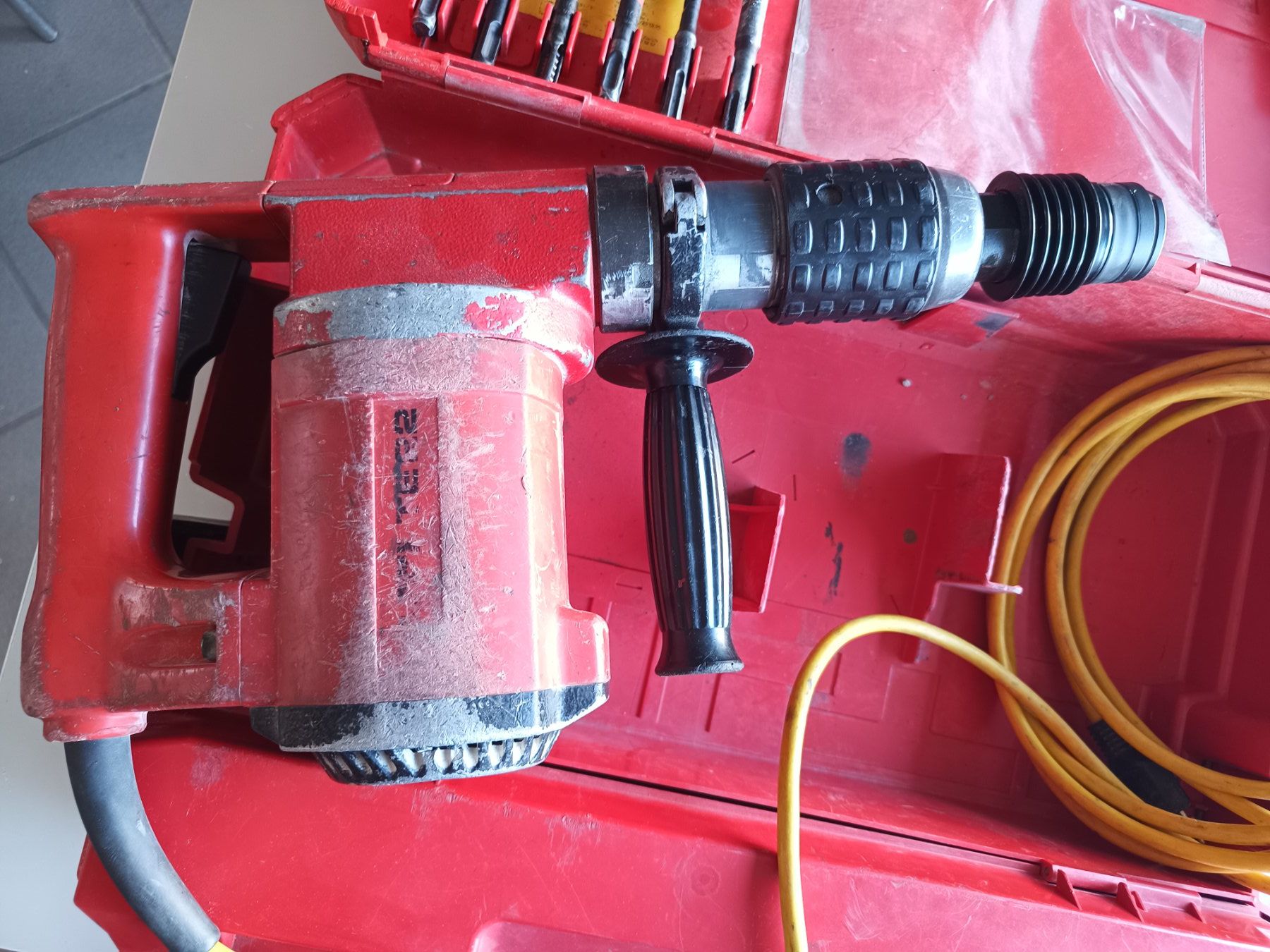 Hilti Bohrmaschinen: Hilti TE22 Bohrhammer – Gebraucht aus Oberegg von A-Z.Handel.Loehrer 5