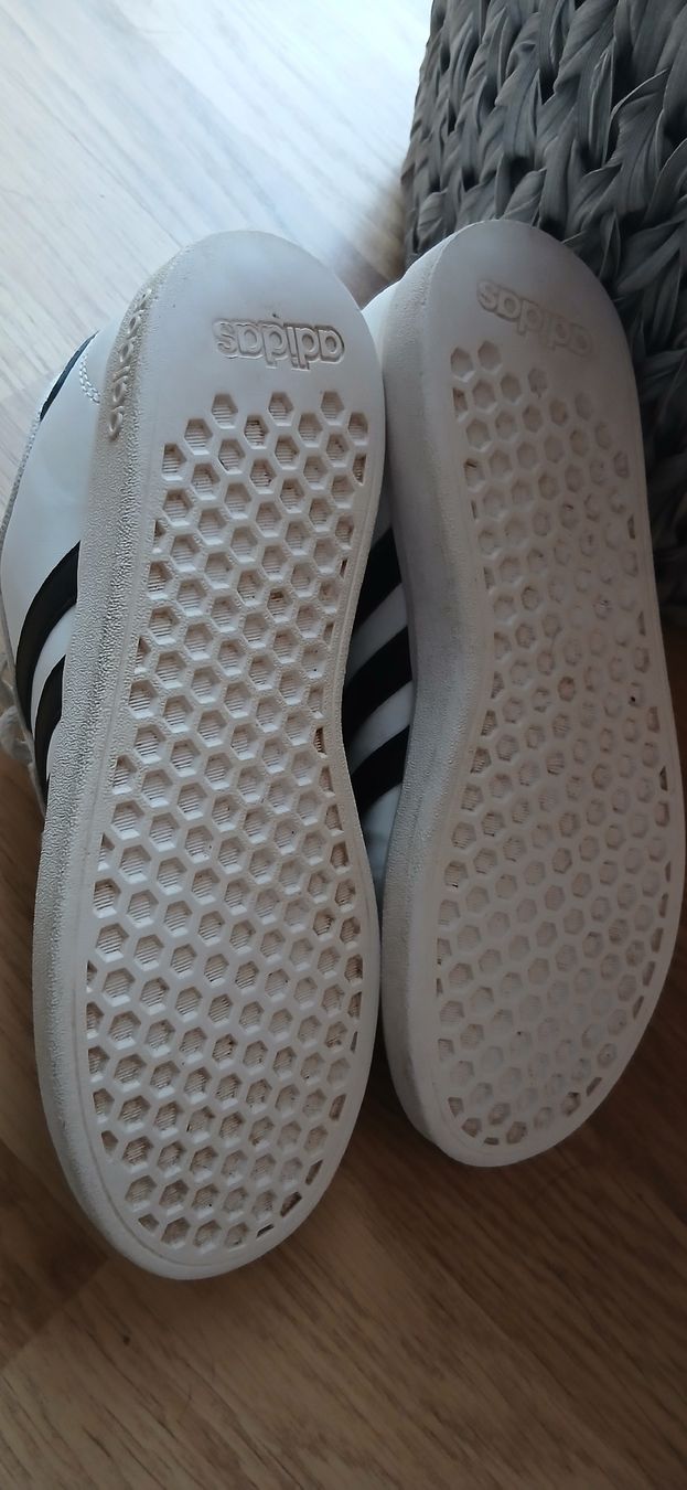 Adidas Chaussures hommes: baskets Adidas,chaussures – D'occasion à Montcherand par petiteoune75 6
