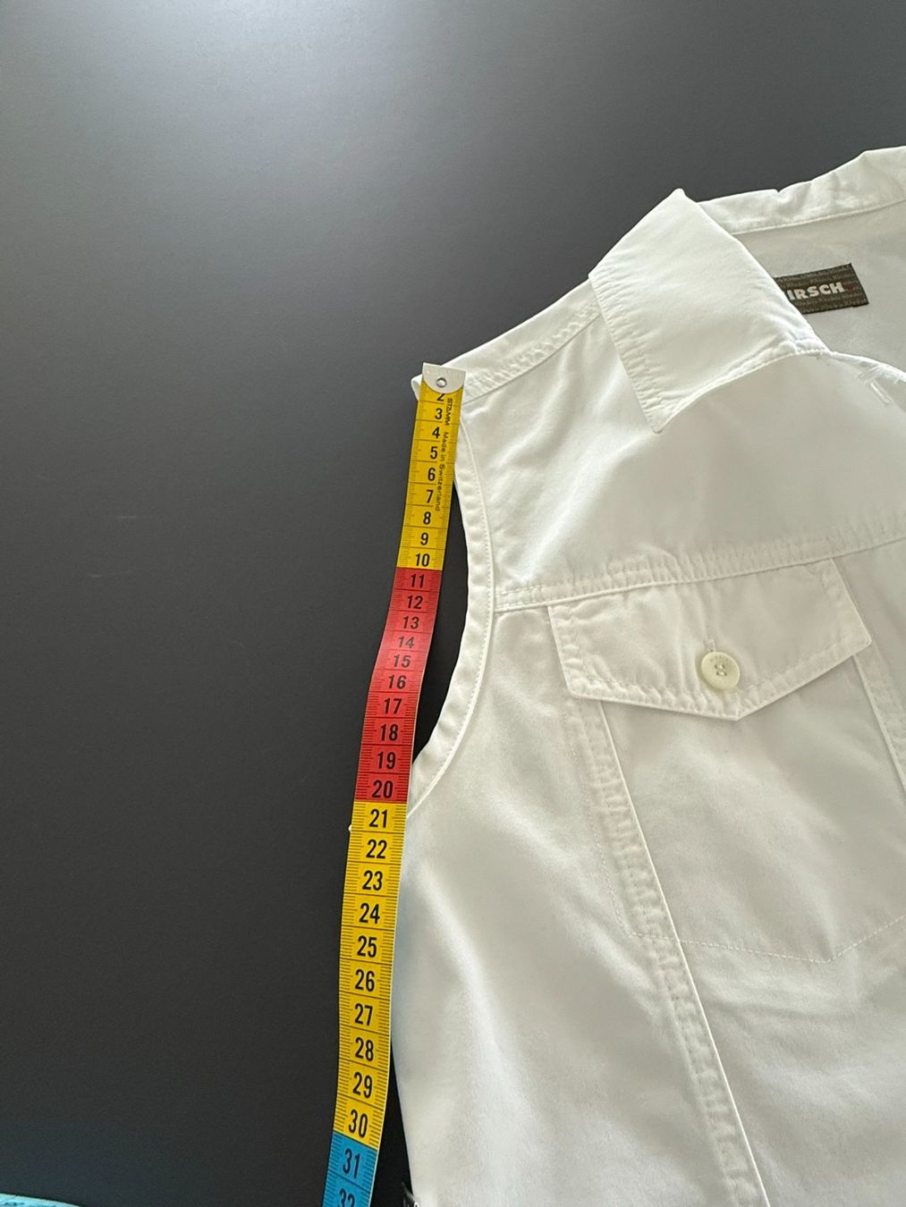 Camicette: Hirsch Kurze ärmellose Bluse in Weiss, Gr. 40 – Usato da Muri b. Bern venduto da ris_m7jw 4